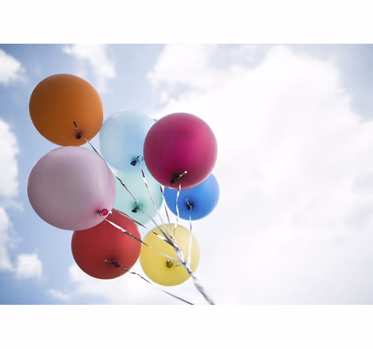 Cortina roller infantil globos de colores con cielo - TenVinilo