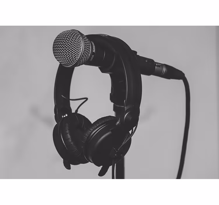 Mural de música micrófono y auriculares - TenVinilo