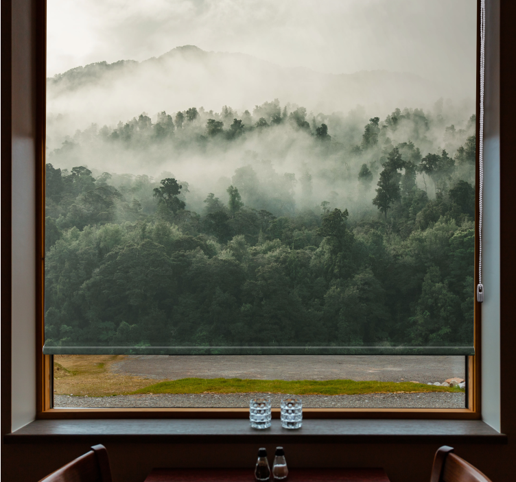 Cortina roller árboles niebla exuberante del bosque - TenVinilo