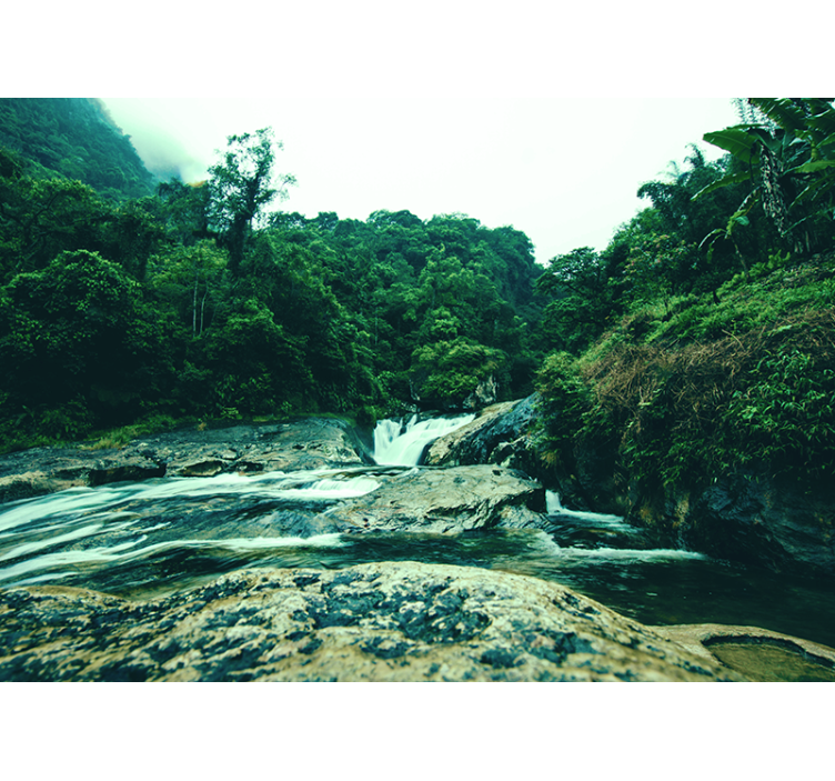Mural de cascada escena verde serena - TenVinilo