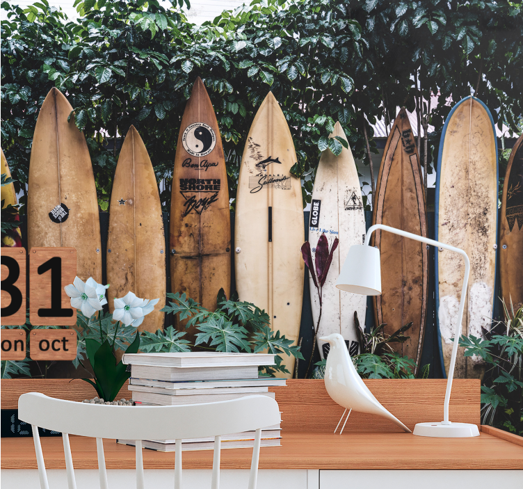 Mural de vehículos tablas de surf en exhibición - TenVinilo