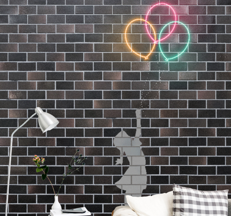 Mural graffiti niña alcanzando globos - TenVinilo