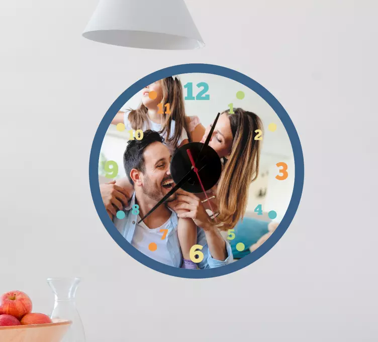Reloj redondo de vinilo personalizable con foto - TenVinilo