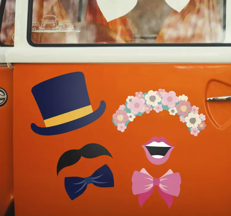 Pegatina boda para coche boda sombrero y tiara de flores - TenVinilo