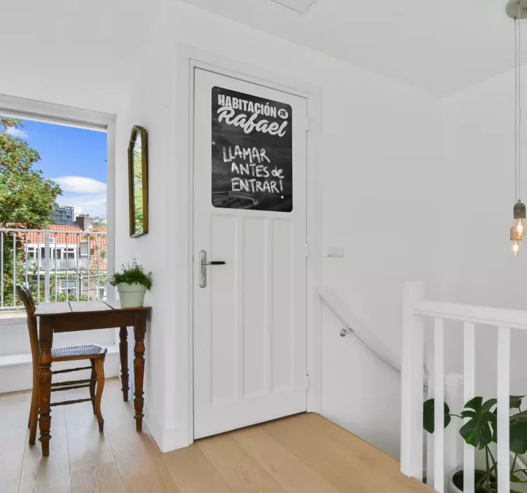 Vinilo para puerta pizarra para puerta con nombreTablero de puert - TenVinilo