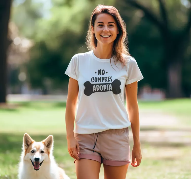 Camiseta no compres, adopta. - TenVinilo