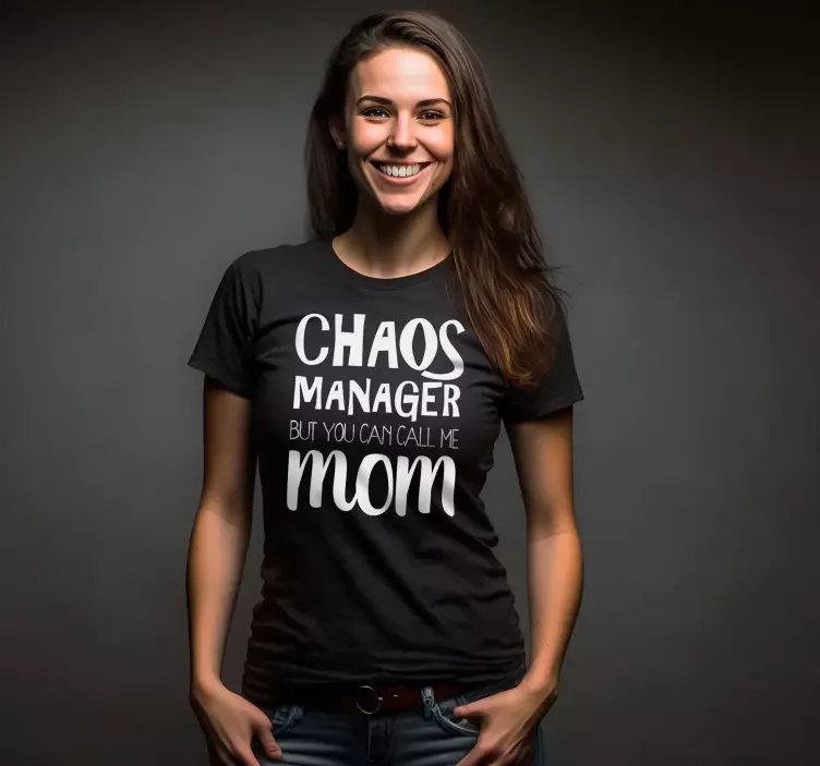 Camiseta para Día de la Madre Mamá gerente del caos - TenVinilo
