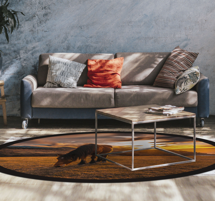 Alfombra vinílica animales majestuoso caballo comiendo - TenVinilo